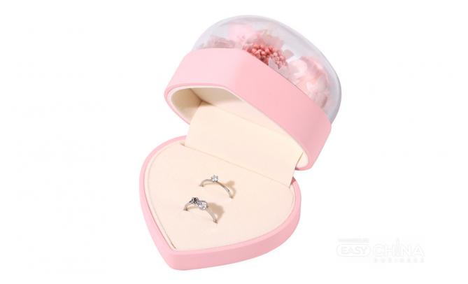 Фото товара Подарочная коробка с розой Flover Ring Box